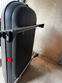 Porta pacchi con baule