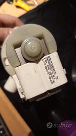POMPA SCARICO 34W PER LAVATRICE ARCELIK BEKO