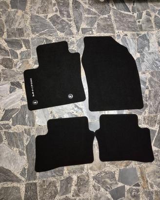 tappettini nuovo CH-R 2024