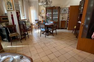 5 vani: via remo sandron pressi via delle croci