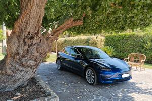 Tesla Model 3 RWD - 2020