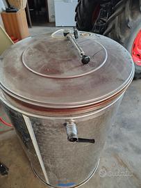 contenitore 500 lt acciaio inox e diraspatrice 