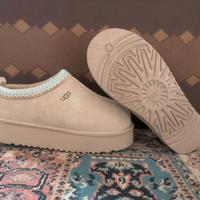Scarpe UGG.  Tg 38. colore beige 