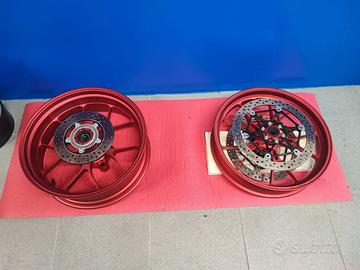 Cerchi Forgiati Rossi Aprilia RSV4/Tuono