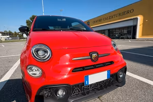 Abarth 595 1.4 T-Jet Competizione 180CV