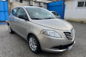 Lancia y 5P-1.2 gpl-km 130000-full-11/2011