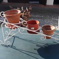 Carriola in ferro porta vasi