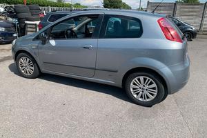 Fiat Grande Punto 1.3MJ 90CV  2006 PEZZI RICAMBIO