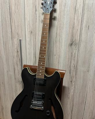 Ibanez chitarra elettrica semi-hollow nera opaca
