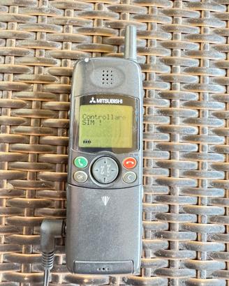 Cellulare Vintage Mitsubishi MT-35