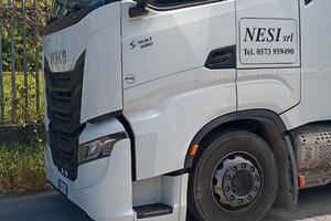 Trattore stradale Iveco S-Way 440