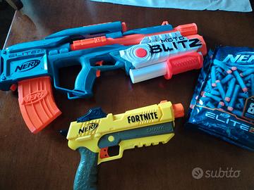 Pistole nerf giocattolo 