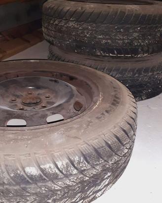 Gomme M+S 175/70 R14 84T Runway + 4 Cerchi lamiera