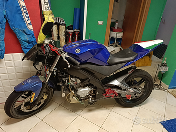 Yamaha r125