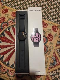 Samsung Galaxy Watch 6 Smartwatch + cavo caricator
