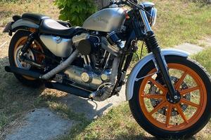 HARLEY DAVIDSON SPORTSTER 883