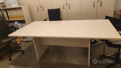 Tavolo riunioni - 50 euro