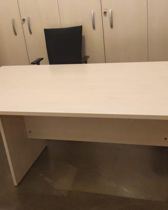 Tavolo riunioni - 50 euro