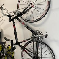 Bici da corsa in carbonio