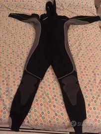 Muta sub intera XL 