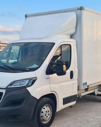 Peugeot Boxer anno 12/2019 unico proprietari