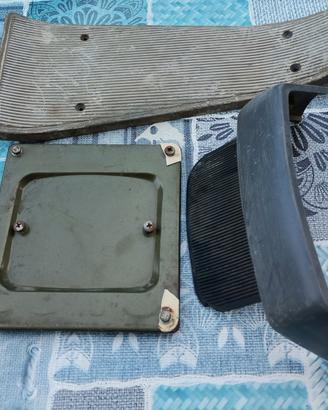 Paraschizzi, tappetino e porta targa Piaggio pk125