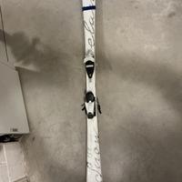 Sci con attacchi donna