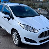 Ford Fiesta 1.0 80CV 5 porte Black & White Edition