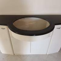 Mobile bagno in legno e marmo