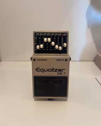 Pedale equalizzatore per chitarra