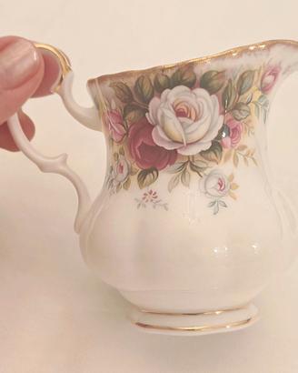 Lattiera piccola Royal Albert, Celebration 