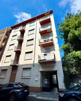 2 LOCALI A NOVARA