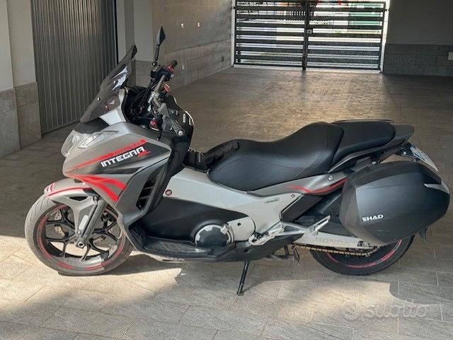 Vendo Honda Honda Integra 750 Usata Honda Integra 750 Sport Abs