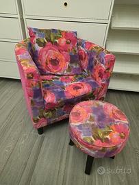 poltroncina con quadro e cuscino coordinato