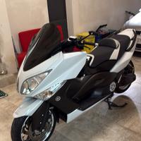 Yamaha Tmax 500
