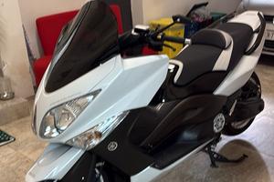 Yamaha Tmax 500