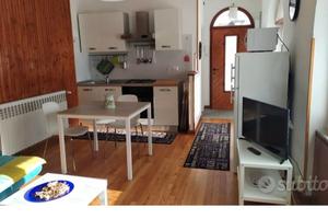 Bilocale con giardinetto