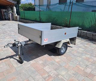 Rimorchio per auto