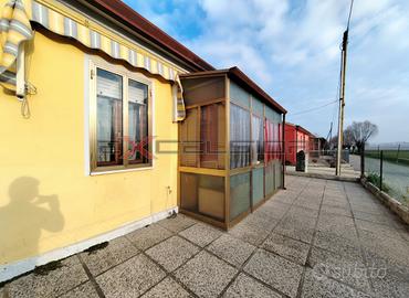 SAN PIETRO - CASA ACCOSTATA AL PIANO TERRA