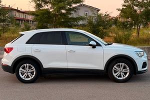 Audi Q3 35 TDI S tronic