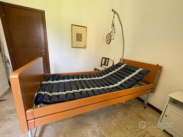 Letto ospedaliero elettrico