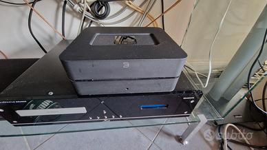 Bluesound vault 2i  audio streamer