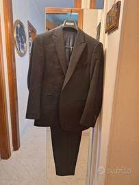 abito completo uomo colore nero di Armani e 