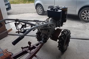 motocoltivatore con carrello 