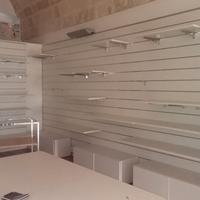 arredamento per negozi