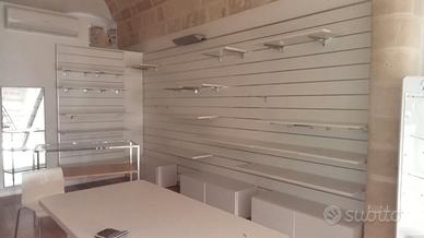 arredamento per negozi