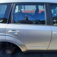 SUBARU FORESTER 2010 - PORTA POSTERIORE DESTRO