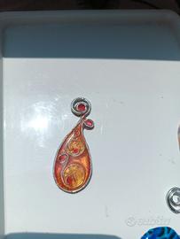 ciondolo in resina e alluminio