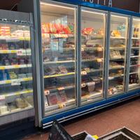 Banco latticini e banco self service