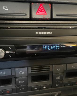 Autoradio macrom